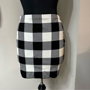 Rachel Roy Black & White Monochromatic Plaid Mini Skirt in Size Medium